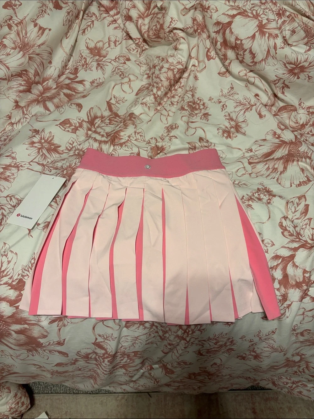 lululemon athletica Two-Tone Pink Pleated Skirt